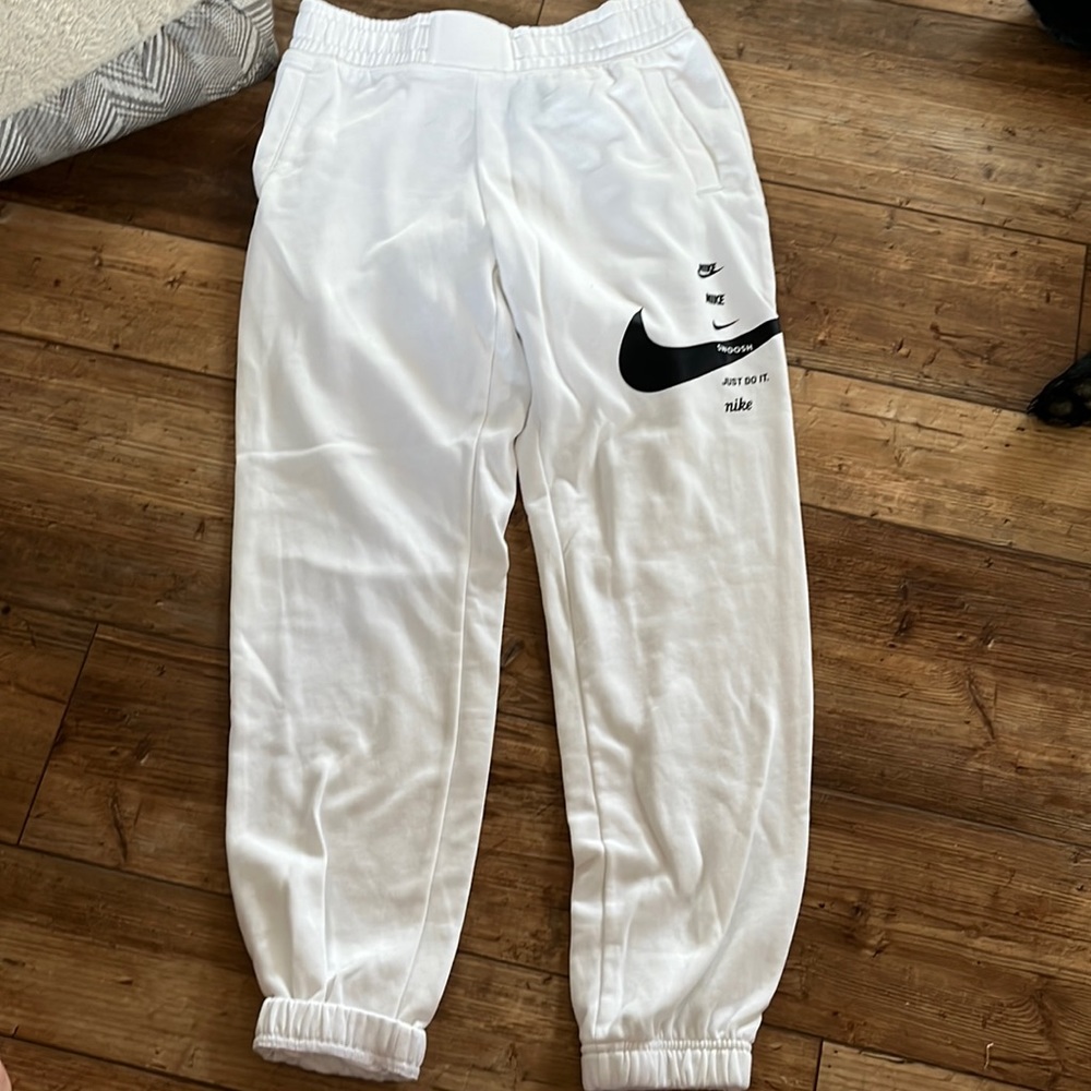 White Nike sweatpants